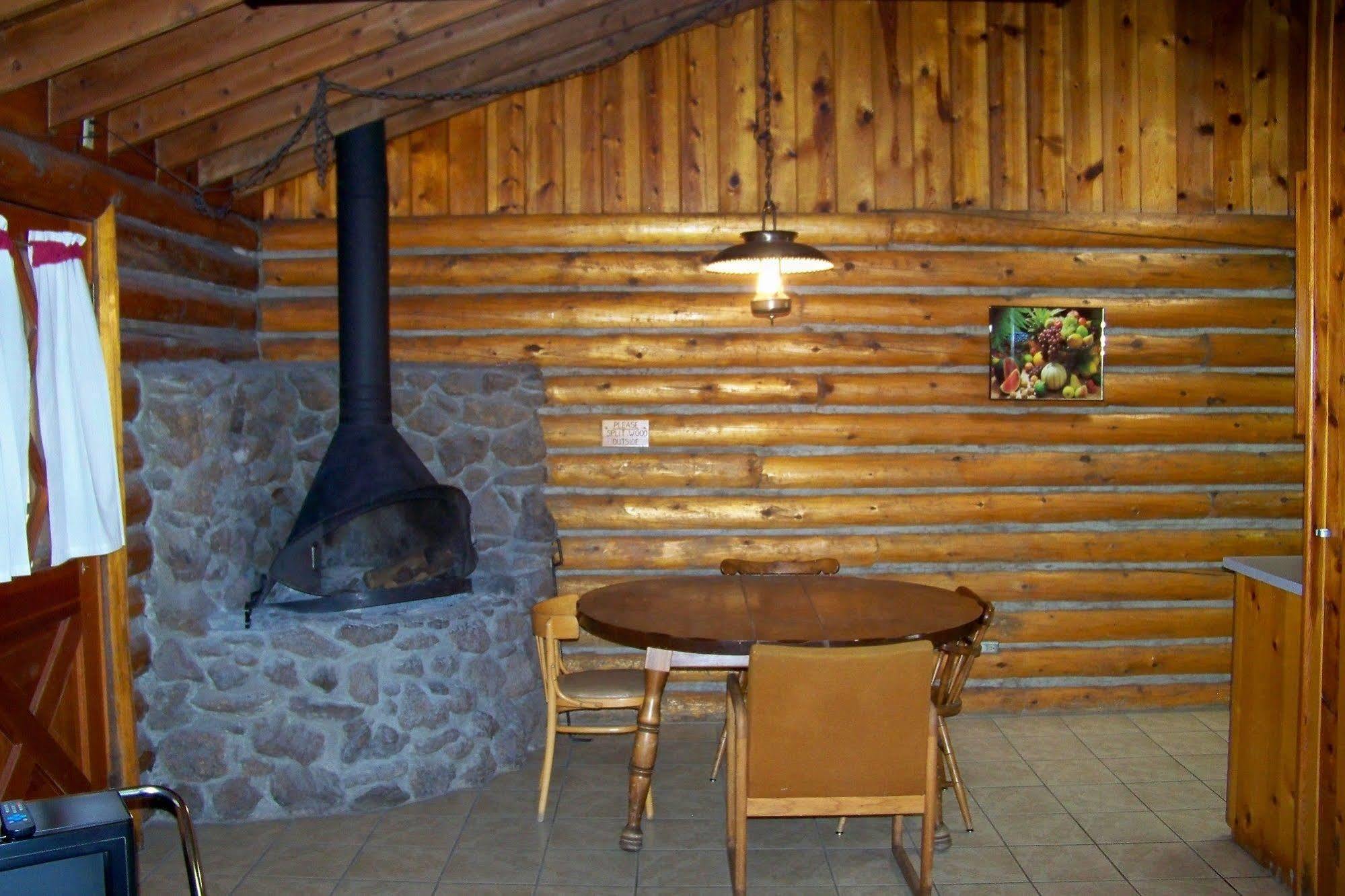 Lake Of The Woods Resort Lakeside Esterno foto